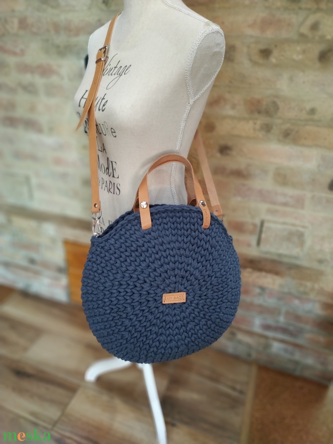 Horgolt női körtáska farmerkék színben - Crossbody - táska & tok - kézitáska & válltáska - vállon átvethető táska - Meska.hu Horgolt női körtáska farmerkék színben - Crossbody - táska & tok - kézitáska & válltáska - vállon átvethető táska - Meska.hu