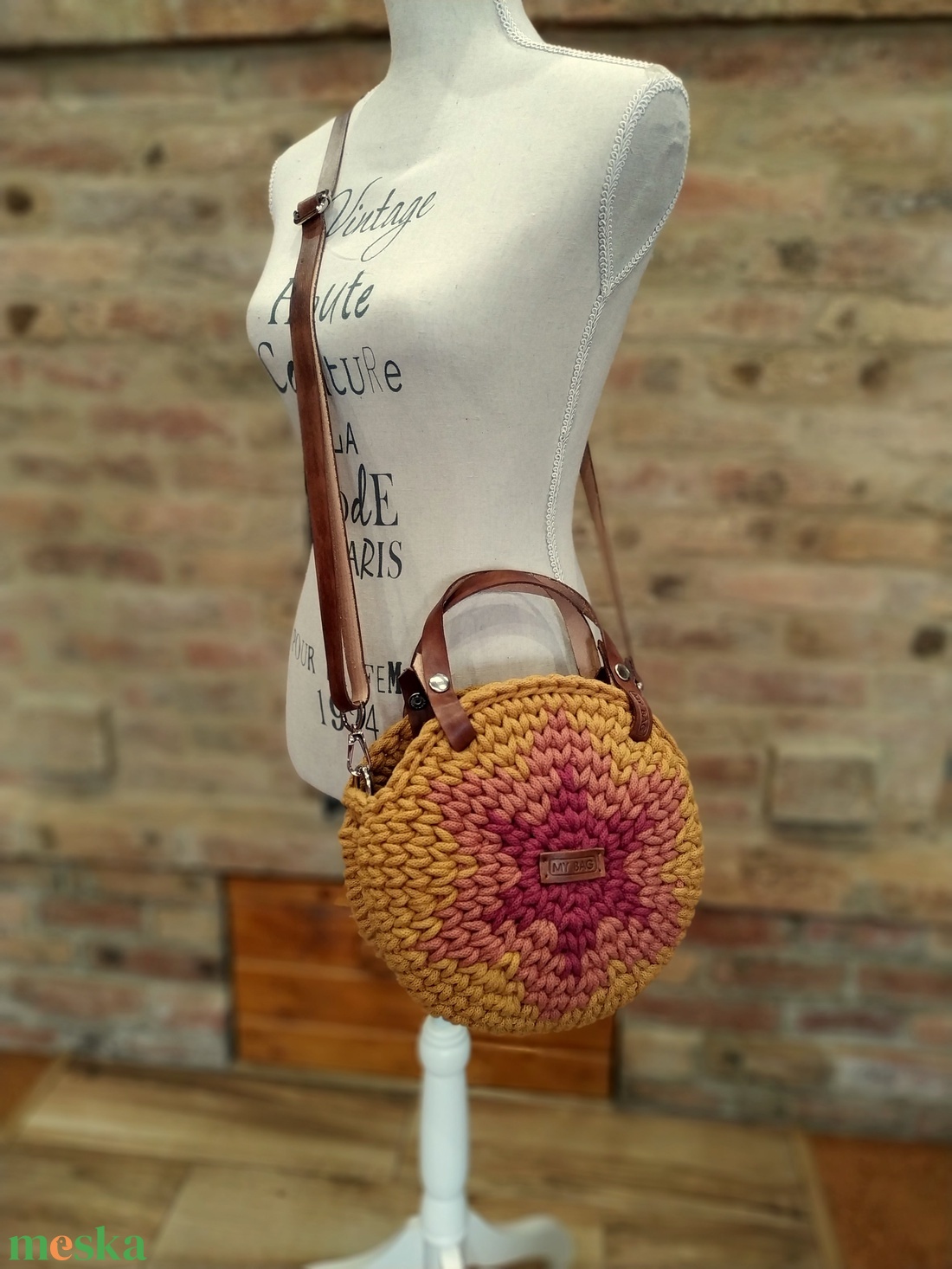 Horgolt női körtáska - MINI - csillaggal a közepén - Crossbody - MUSTÁRSÁRGA - táska & tok - kézitáska & válltáska - vállon átvethető táska - Meska.hu Horgolt női körtáska - MINI - csillaggal a közepén - Crossbody - MUSTÁRSÁRGA - táska & tok - kézitáska & válltáska - vállon átvethető táska - Meska.hu
