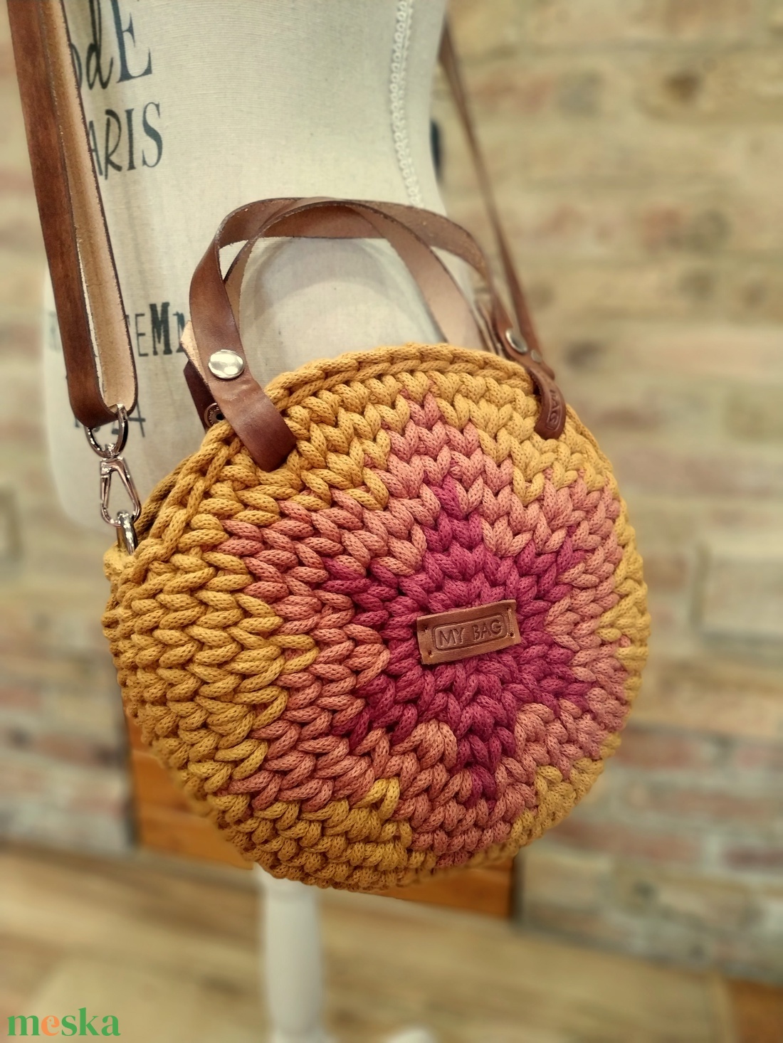 Horgolt női körtáska - MINI - csillaggal a közepén - Crossbody - MUSTÁRSÁRGA - táska & tok - kézitáska & válltáska - vállon átvethető táska - Meska.hu Horgolt női körtáska - MINI - csillaggal a közepén - Crossbody - MUSTÁRSÁRGA - táska & tok - kézitáska & válltáska - vállon átvethető táska - Meska.hu