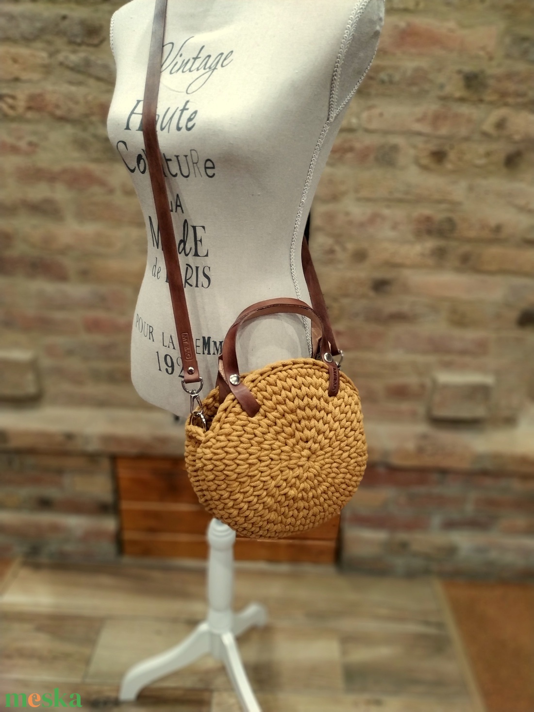 Horgolt női körtáska - MINI - csillaggal a közepén - Crossbody - MUSTÁRSÁRGA - táska & tok - kézitáska & válltáska - vállon átvethető táska - Meska.hu Horgolt női körtáska - MINI - csillaggal a közepén - Crossbody - MUSTÁRSÁRGA - táska & tok - kézitáska & válltáska - vállon átvethető táska - Meska.hu