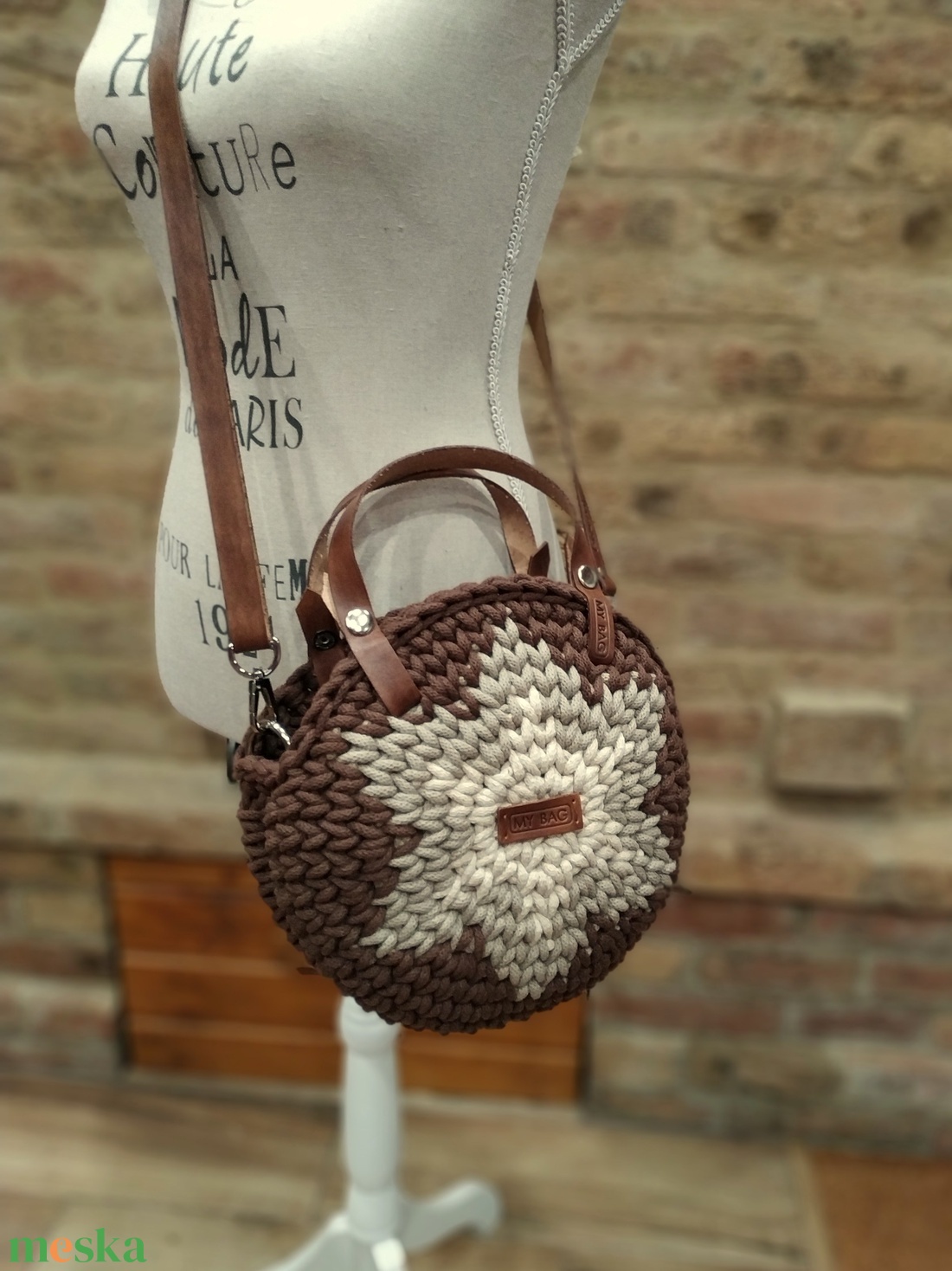 Horgolt női körtáska - MINI - csillaggal a közepén - Crossbody - CSOKIBARNA - táska & tok - kézitáska & válltáska - vállon átvethető táska - Meska.hu Horgolt női körtáska - MINI - csillaggal a közepén - Crossbody - CSOKIBARNA - táska & tok - kézitáska & válltáska - vállon átvethető táska - Meska.hu