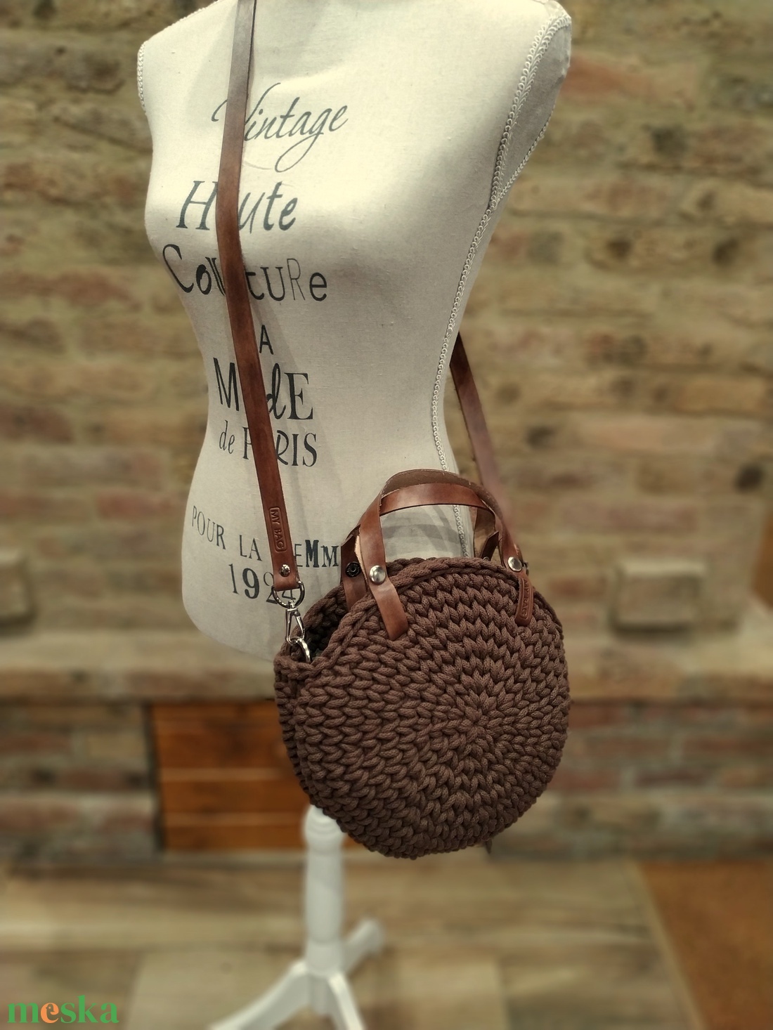 Horgolt női körtáska - MINI - csillaggal a közepén - Crossbody - CSOKIBARNA - táska & tok - kézitáska & válltáska - vállon átvethető táska - Meska.hu Horgolt női körtáska - MINI - csillaggal a közepén - Crossbody - CSOKIBARNA - táska & tok - kézitáska & válltáska - vállon átvethető táska - Meska.hu