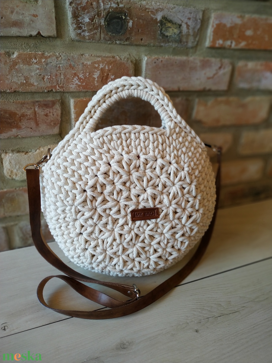 Horgolt női körtáska ekrü színben - jázmin mintával - Crossbody - táska & tok - kézitáska & válltáska - vállon átvethető táska - Meska.hu Horgolt női körtáska ekrü színben - jázmin mintával - Crossbody - táska & tok - kézitáska & válltáska - vállon átvethető táska - Meska.hu