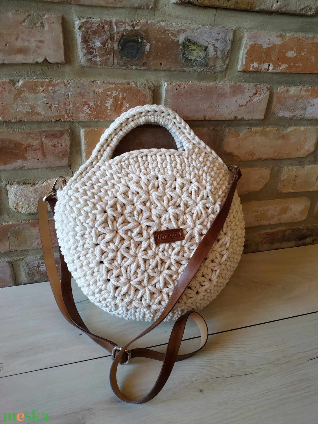 Horgolt női körtáska ekrü színben - jázmin mintával - Crossbody - táska & tok - kézitáska & válltáska - vállon átvethető táska - Meska.hu Horgolt női körtáska ekrü színben - jázmin mintával - Crossbody - táska & tok - kézitáska & válltáska - vállon átvethető táska - Meska.hu