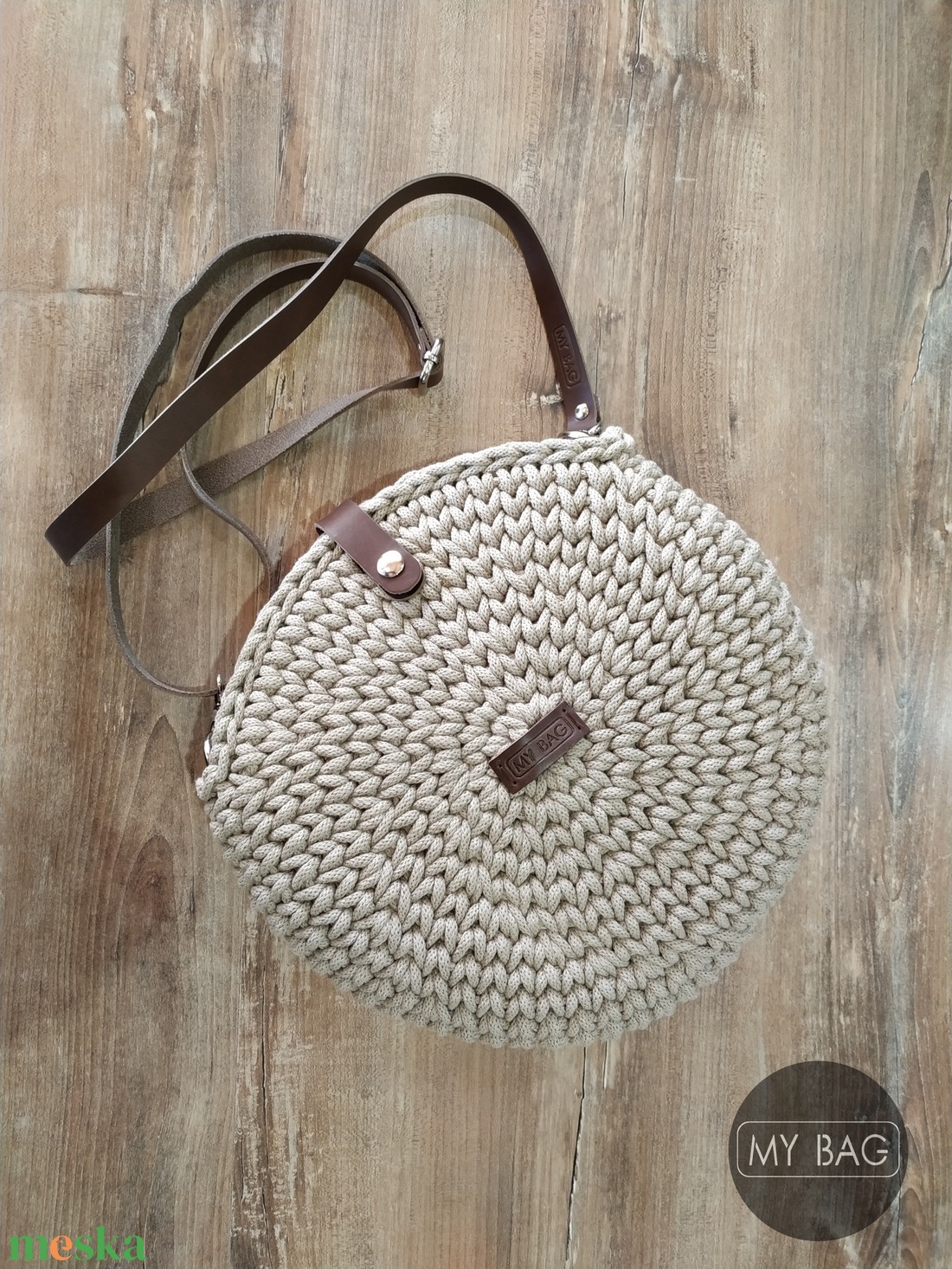 Horgolt női körtáska HOMOK színben - Crossbody - táska & tok - kézitáska & válltáska - vállon átvethető táska - Meska.hu Horgolt női körtáska HOMOK színben - Crossbody - táska & tok - kézitáska & válltáska - vállon átvethető táska - Meska.hu
