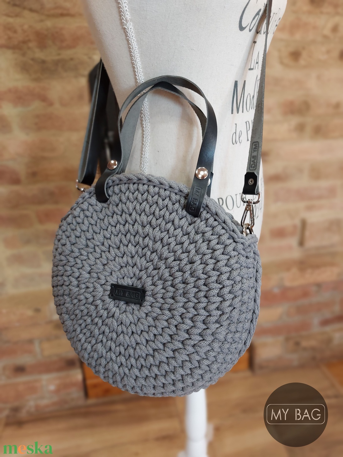 Horgolt női körtáska STONE GREY színben - Crossbody - táska & tok - kézitáska & válltáska - vállon átvethető táska - Meska.hu Horgolt női körtáska STONE GREY színben - Crossbody - táska & tok - kézitáska & válltáska - vállon átvethető táska - Meska.hu