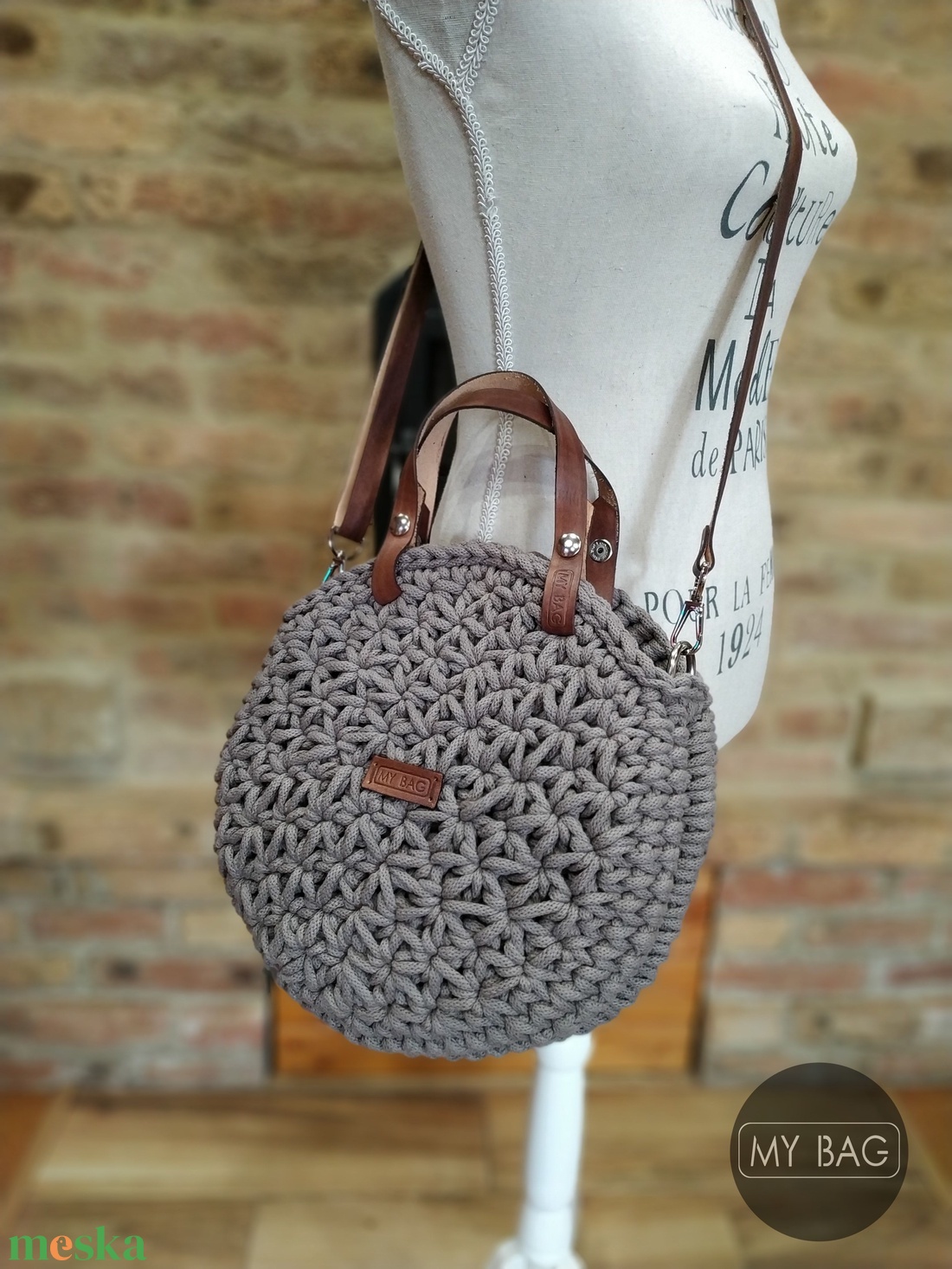 Horgolt női körtáska CAPUCCINO színben - jázmin mintával - Crossbody - táska & tok - kézitáska & válltáska - vállon átvethető táska - Meska.hu Horgolt női körtáska CAPUCCINO színben - jázmin mintával - Crossbody - táska & tok - kézitáska & válltáska - vállon átvethető táska - Meska.hu