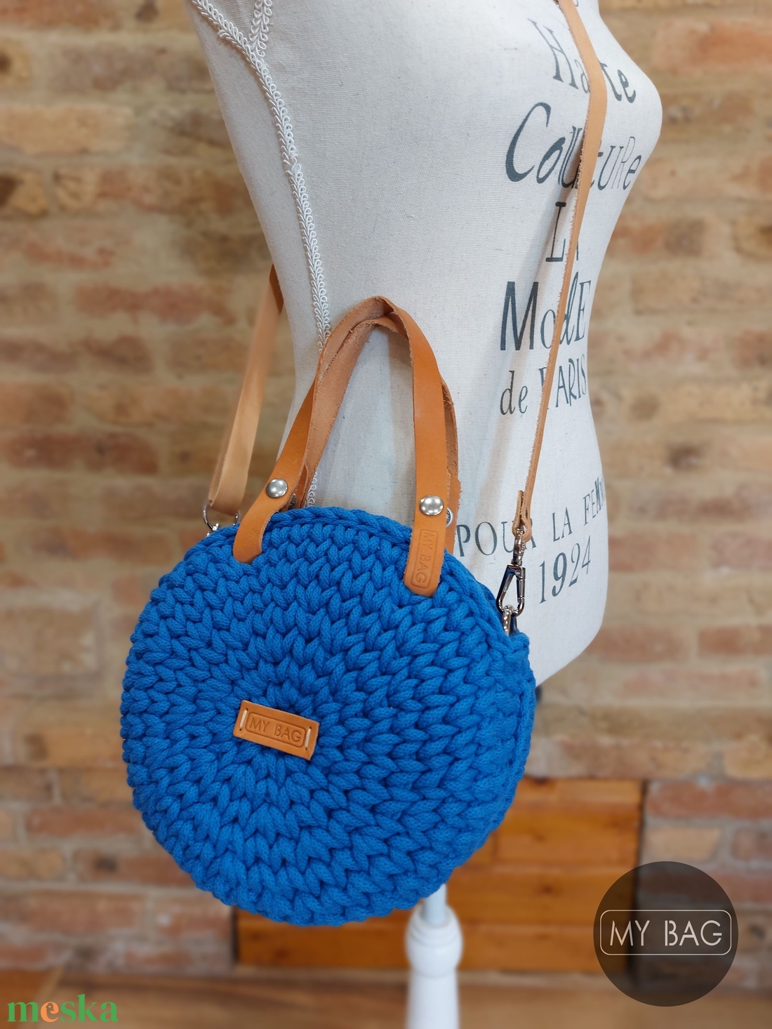 Horgolt női körtáska - MINI - Crossbody - KIRÁLYKÉK - táska & tok - kézitáska & válltáska - vállon átvethető táska - Meska.hu Horgolt női körtáska - MINI - Crossbody - KIRÁLYKÉK - táska & tok - kézitáska & válltáska - vállon átvethető táska - Meska.hu