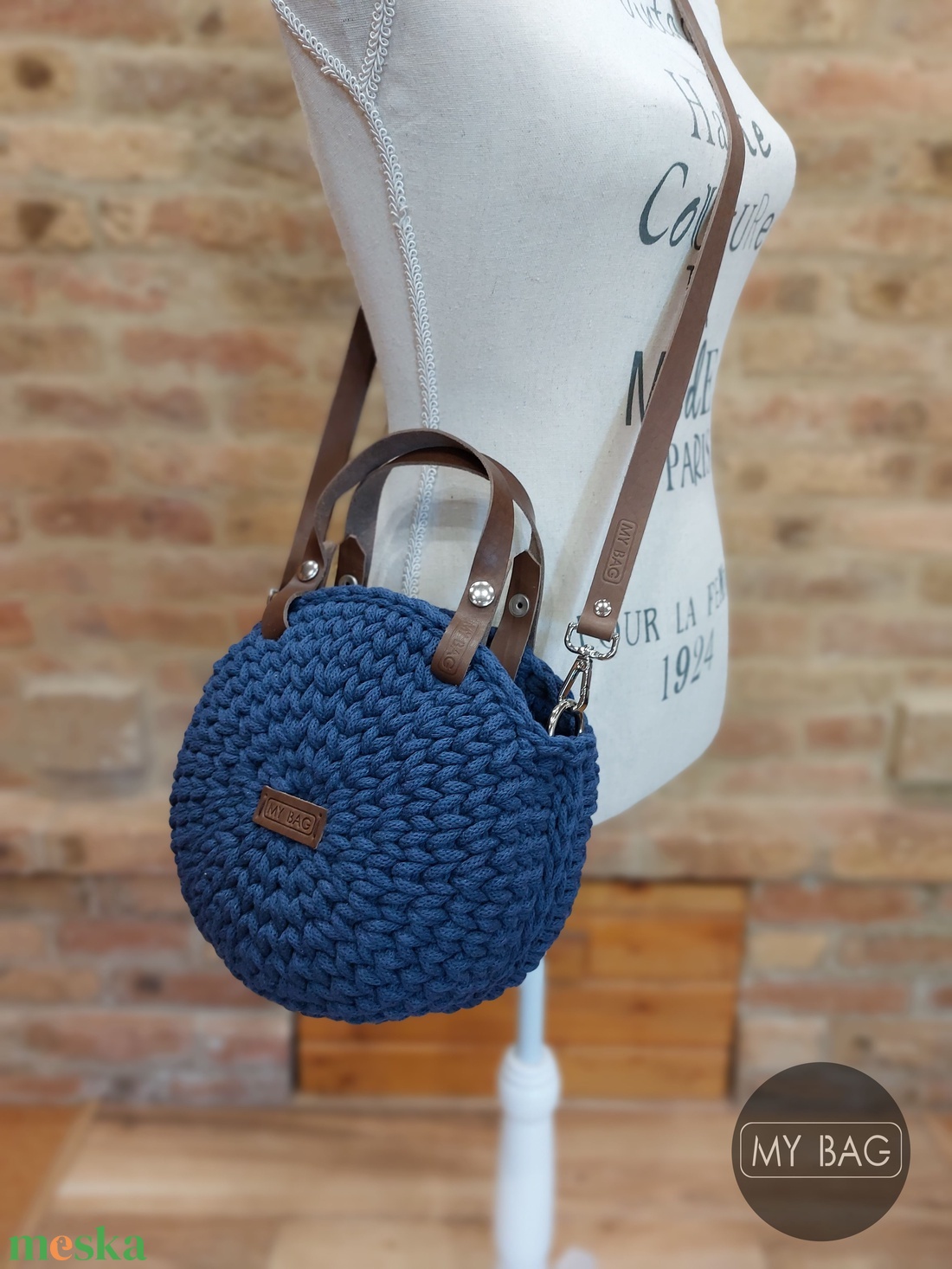 Horgolt női körtáska - MINI - Crossbody - FARMERKÉK - táska & tok - kézitáska & válltáska - vállon átvethető táska - Meska.hu Horgolt női körtáska - MINI - Crossbody - FARMERKÉK - táska & tok - kézitáska & válltáska - vállon átvethető táska - Meska.hu