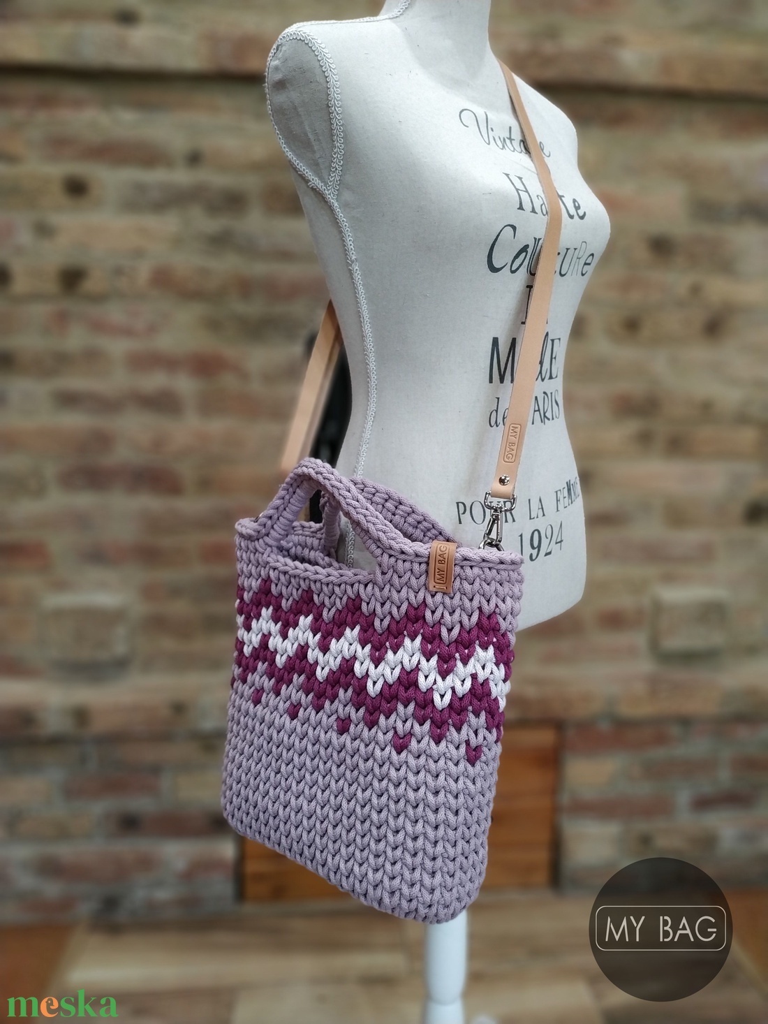 Horgolt női crossbody táska PISZKOSRÓZSASZÍN színben bőr vállpánttal - Cikk-cakk mintával - BIG - táska & tok - kézitáska & válltáska - vállon átvethető táska - Meska.hu Horgolt női crossbody táska PISZKOSRÓZSASZÍN színben bőr vállpánttal - Cikk-cakk mintával - BIG - táska & tok - kézitáska & válltáska - vállon átvethető táska - Meska.hu