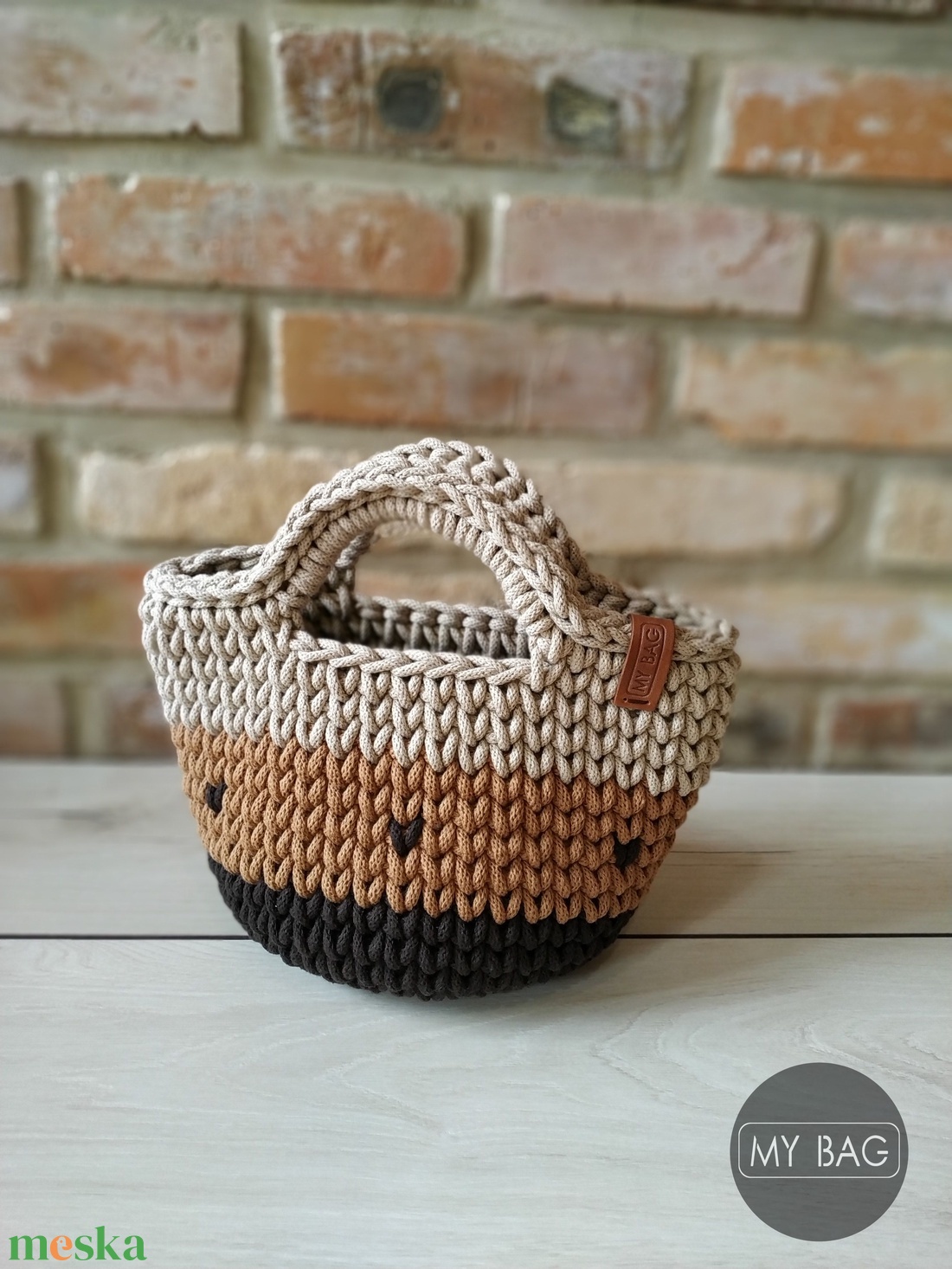 Horgolt női kézitáska CSOKIBARNA/KARAMELL/HOMOK színekben - MINI - táska & tok - kézitáska & válltáska - kézitáska - Meska.hu Horgolt női kézitáska CSOKIBARNA/KARAMELL/HOMOK színekben - MINI - táska & tok - kézitáska & válltáska - kézitáska - Meska.hu