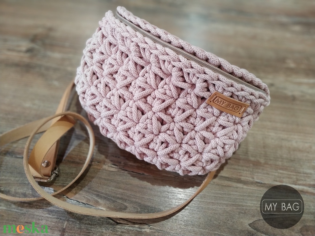 Horgolt övtáska jázmin mintával - PASTEL PINK - táska & tok - övtáska - Meska.hu Horgolt övtáska jázmin mintával - PASTEL PINK - táska & tok - övtáska - Meska.hu