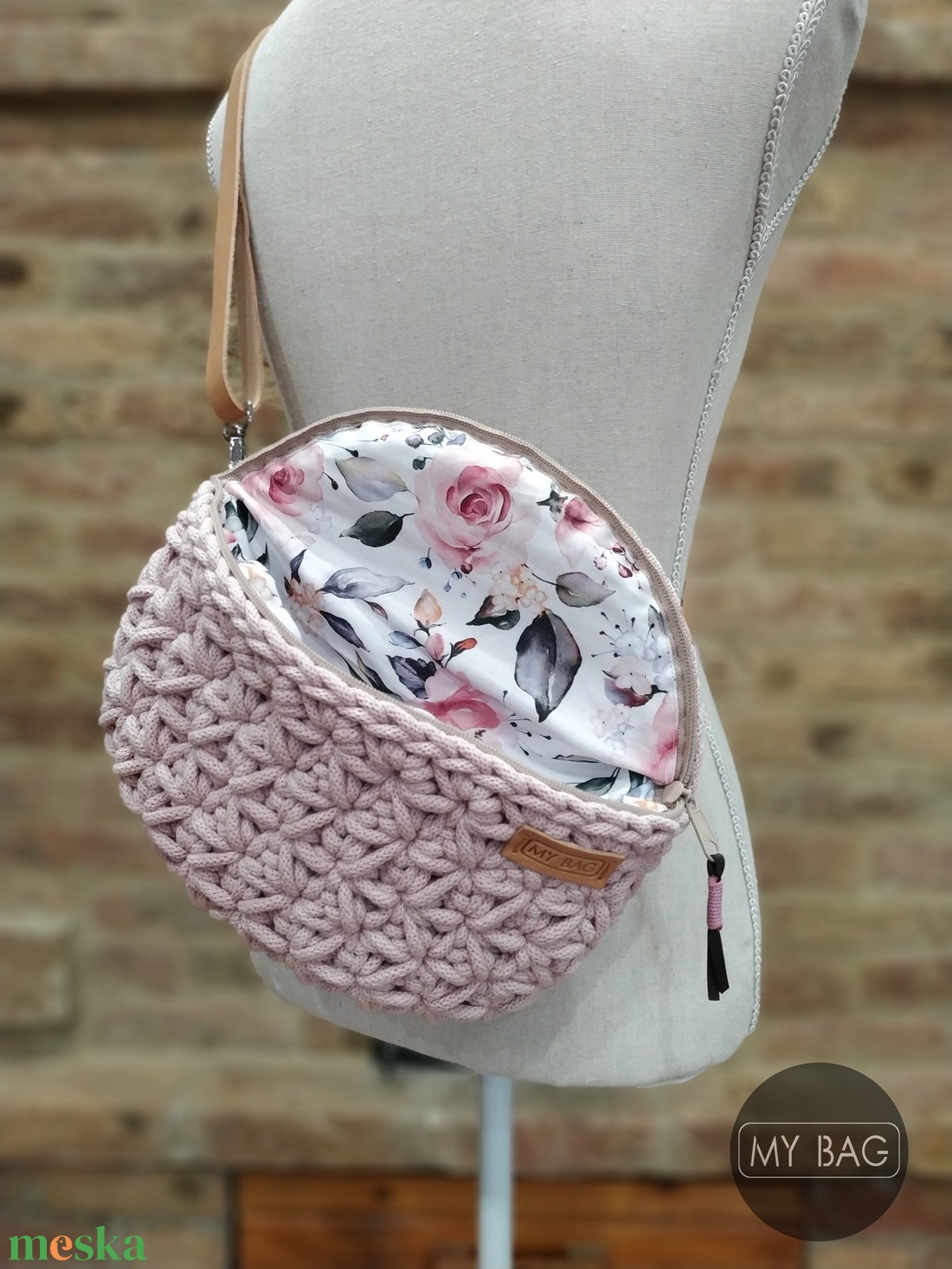 Horgolt övtáska jázmin mintával - PASTEL PINK - táska & tok - övtáska - Meska.hu Horgolt övtáska jázmin mintával - PASTEL PINK - táska & tok - övtáska - Meska.hu