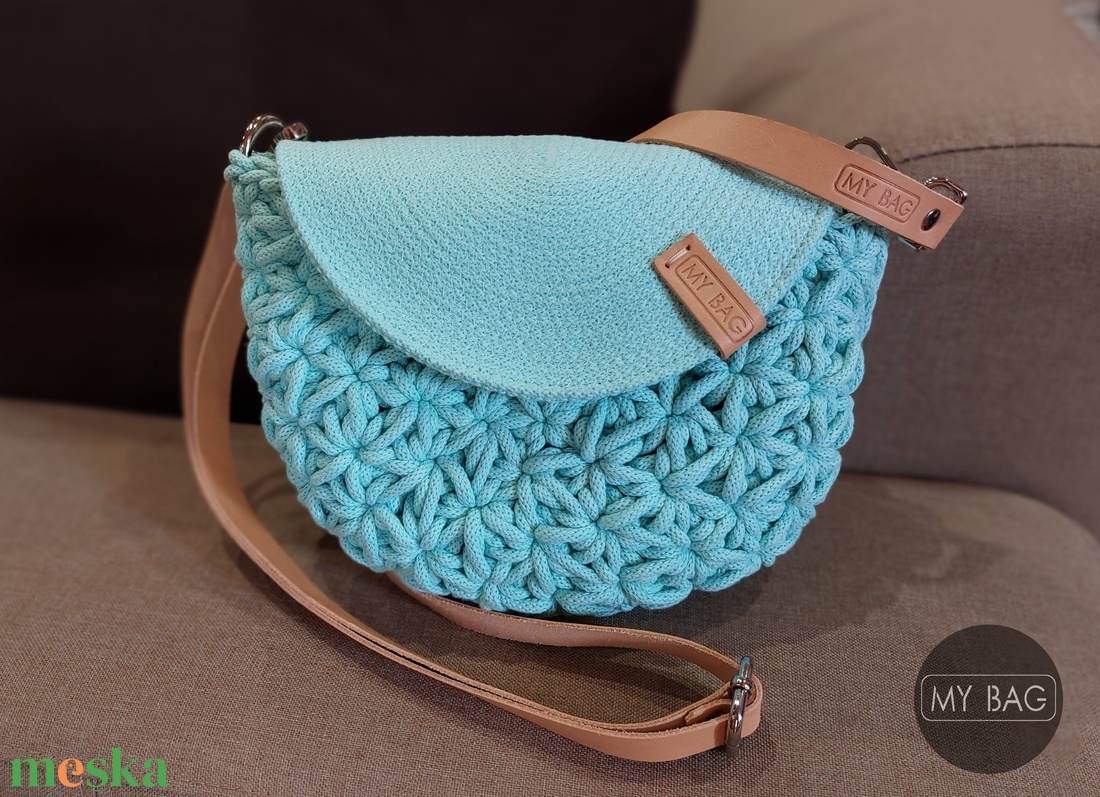 Horgolt női crossbody táska - Jázmin mintával - MENTAZÖLD - táska & tok - kézitáska & válltáska - vállon átvethető táska - Meska.hu Horgolt női crossbody táska - Jázmin mintával - MENTAZÖLD - táska & tok - kézitáska & válltáska - vállon átvethető táska - Meska.hu
