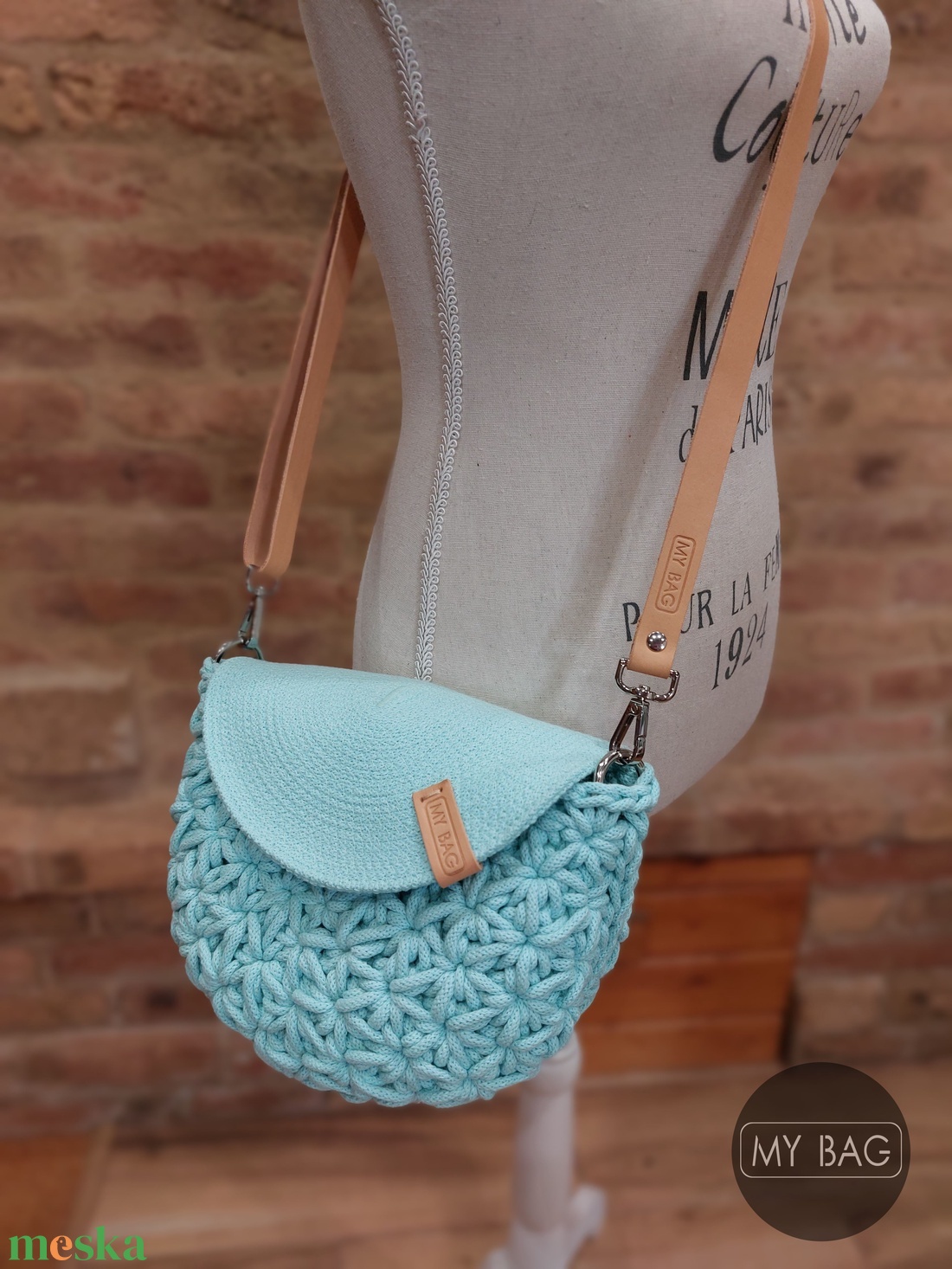 Horgolt női crossbody táska - Jázmin mintával - MENTAZÖLD - táska & tok - kézitáska & válltáska - vállon átvethető táska - Meska.hu Horgolt női crossbody táska - Jázmin mintával - MENTAZÖLD - táska & tok - kézitáska & válltáska - vállon átvethető táska - Meska.hu