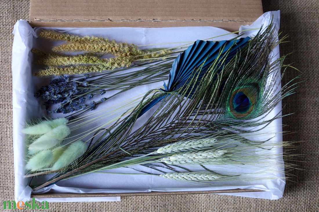 DIY szárazvirág csokor pávatollal. - otthon & életmód - dekoráció - virágdísz és tartó - csokor & virágdísz - Meska.hu