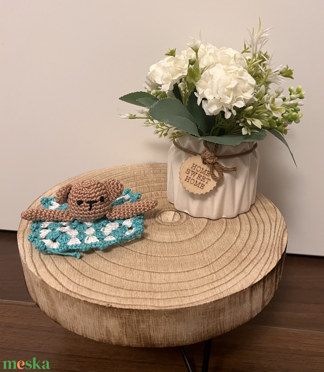 Horgolt alvós maci - játék & sport - plüssállat & játékfigura - cica - Meska.hu