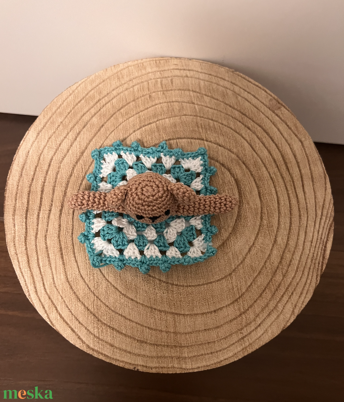 Horgolt alvós maci - játék & sport - plüssállat & játékfigura - cica - Meska.hu