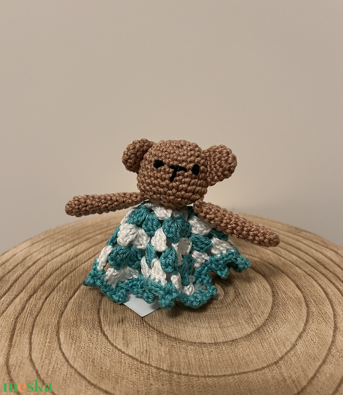 Horgolt alvós maci - játék & sport - plüssállat & játékfigura - cica - Meska.hu