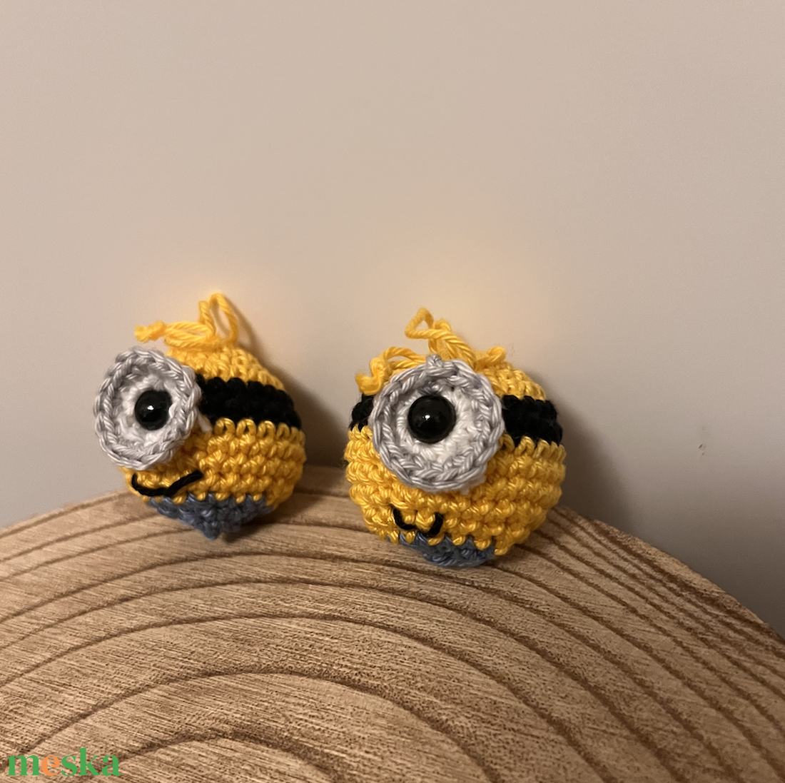 Horgolt Minion - játék & sport - plüssállat & játékfigura - más figura - Meska.hu