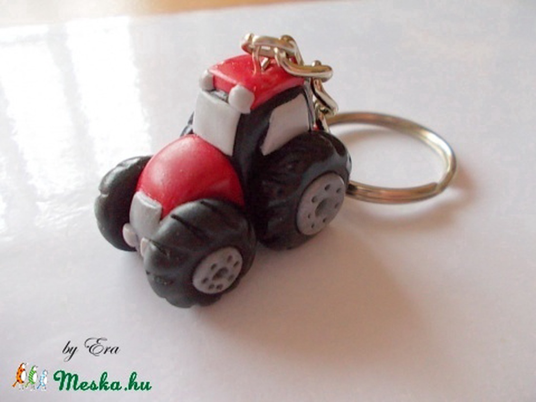 Traktoros kulcstartó -  - Meska.hu