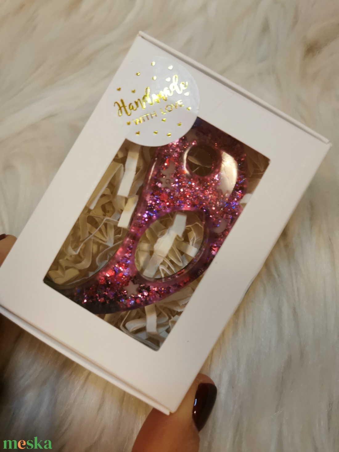 Foszforeszkáló Könyvgerincvédő-könyves ajándék - könyv & zene - könyvjelző - Meska.hu