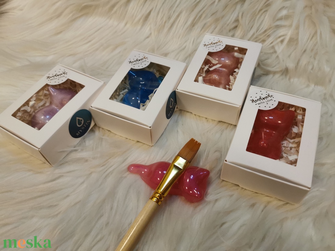 Festőecset, körmös ecset és tolltaró cicák - könyv & zene - könyvjelző - Meska.hu