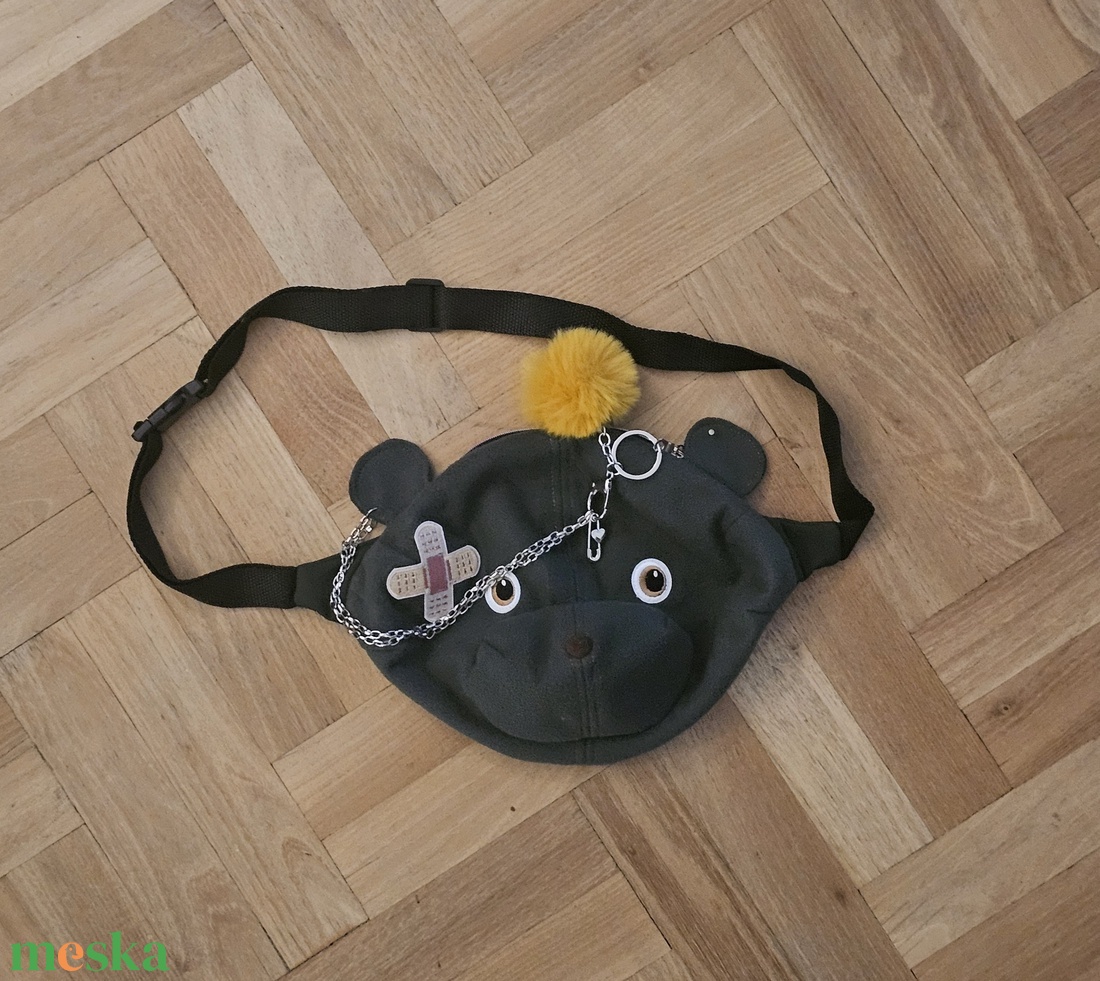 Olívazöld teddybag egyedi díszítéssel - táska & tok - variálható táska - Meska.hu