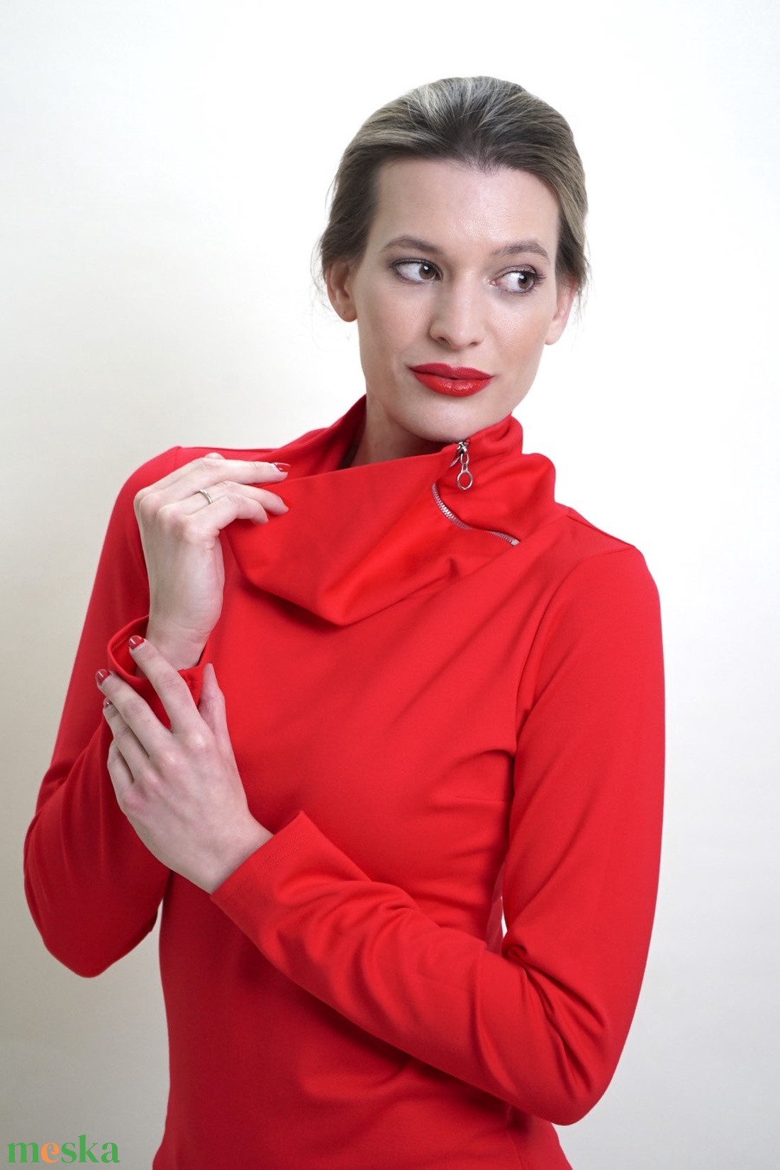 Nagy nyakú garbó cipzárral - ruha & divat - női ruha - póló, felső - Meska.hu