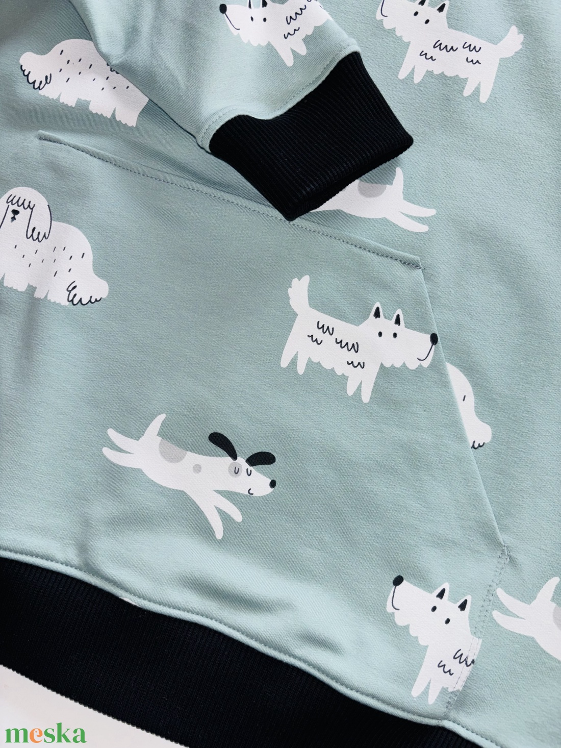 Kapucnis pulcsi - ruha & divat - női ruha - pulóver - Meska.hu