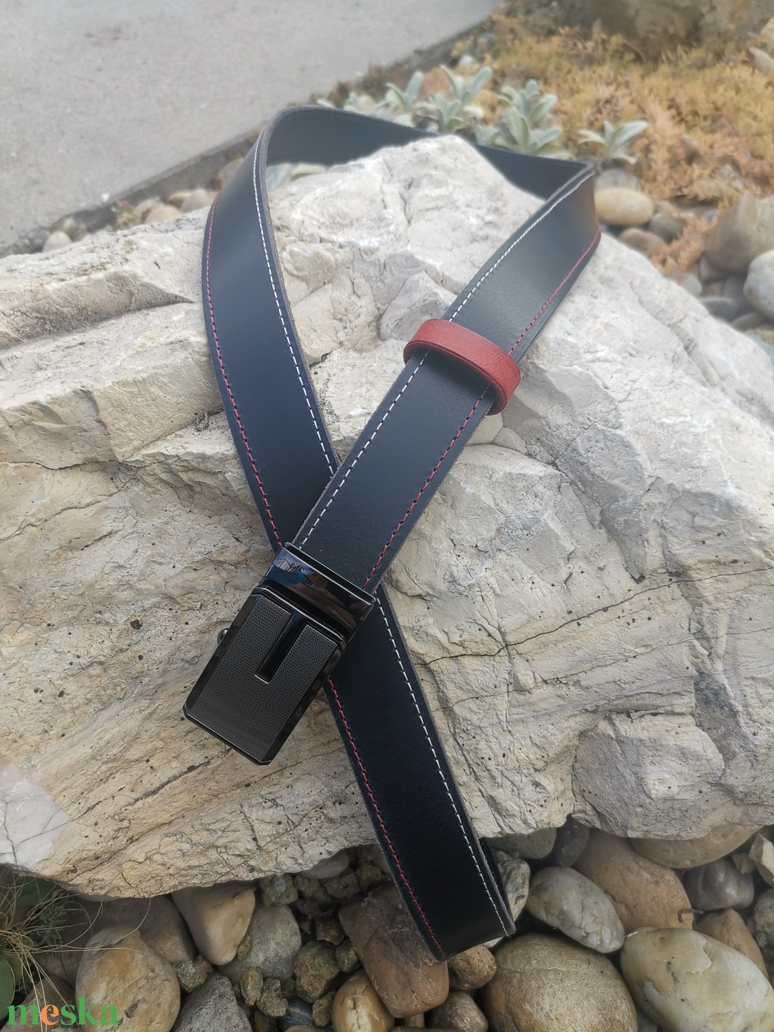 Tengerészkék automata csatos bőr öv színes varrással.  - ruha & divat - öv & övcsat - öv - Meska.hu