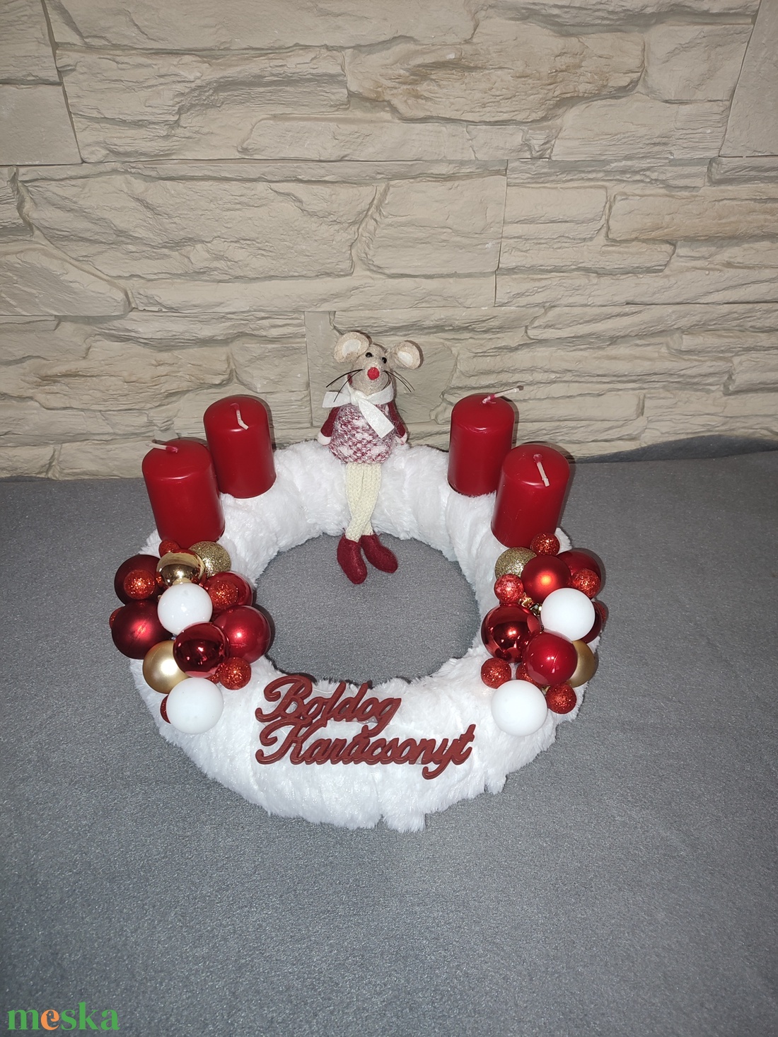 Piros -fehér adventi koszorú  - karácsony - adventi díszek - adventi gyertyadíszek és koszorúdíszek - Meska.hu