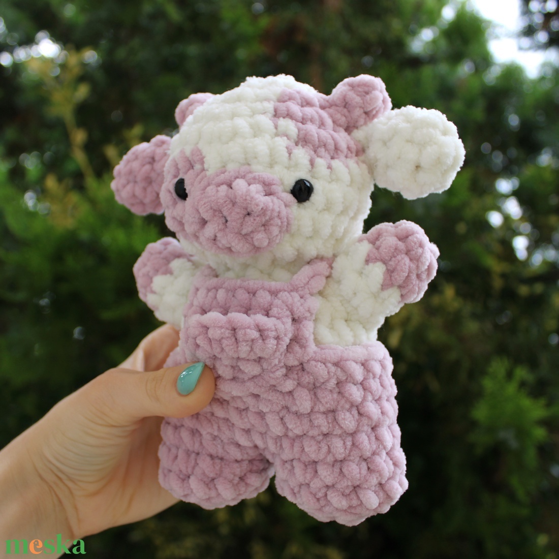 Horgolt mini boci plüss, overállal - játék & sport - plüssállat & játékfigura - más figura - Meska.hu