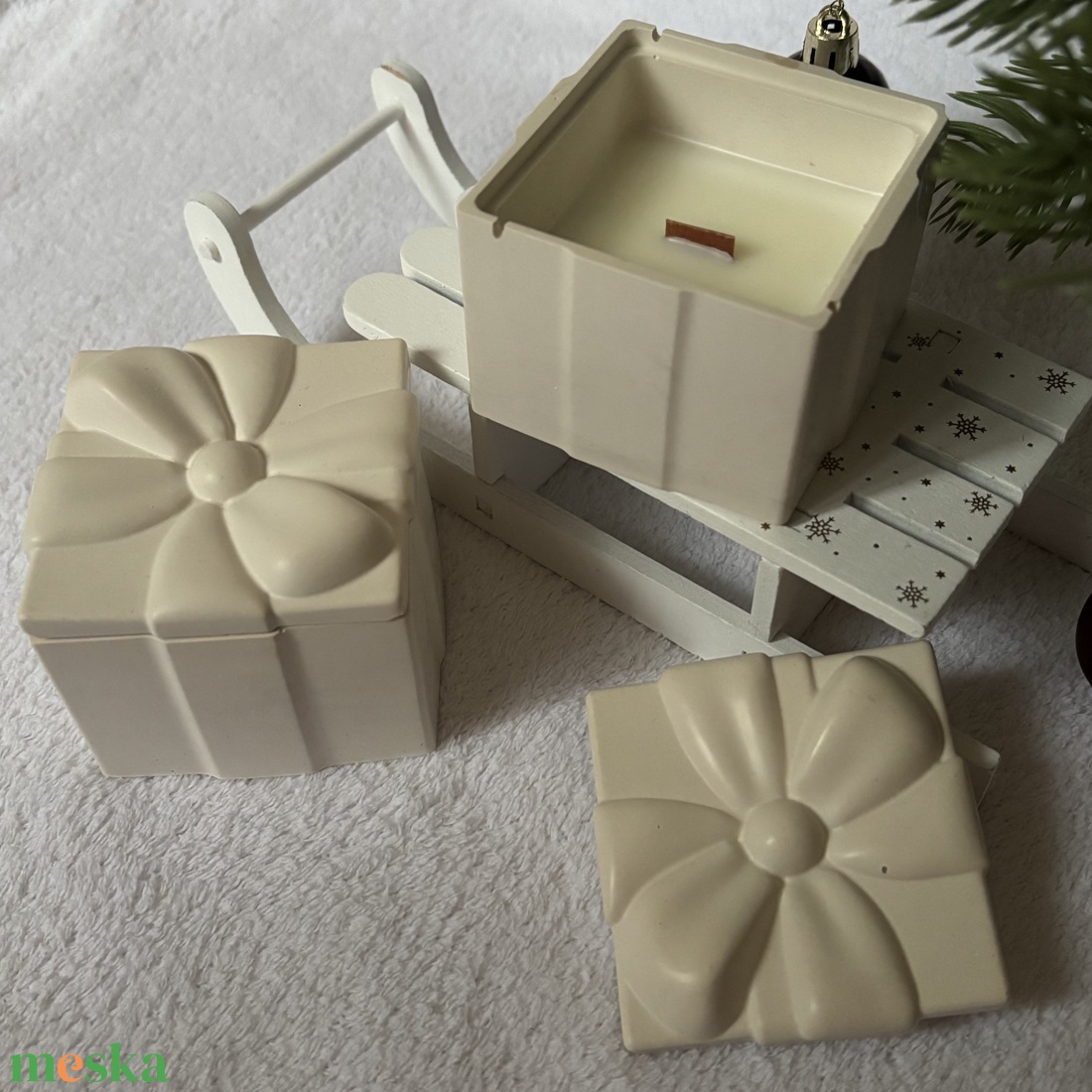 Kézműves gyertya ajándékdoboz tégelyben - fa kanóccal - karácsony - karácsonyi lakásdekoráció - karácsonyi illatgyertya, mécses - Meska.hu