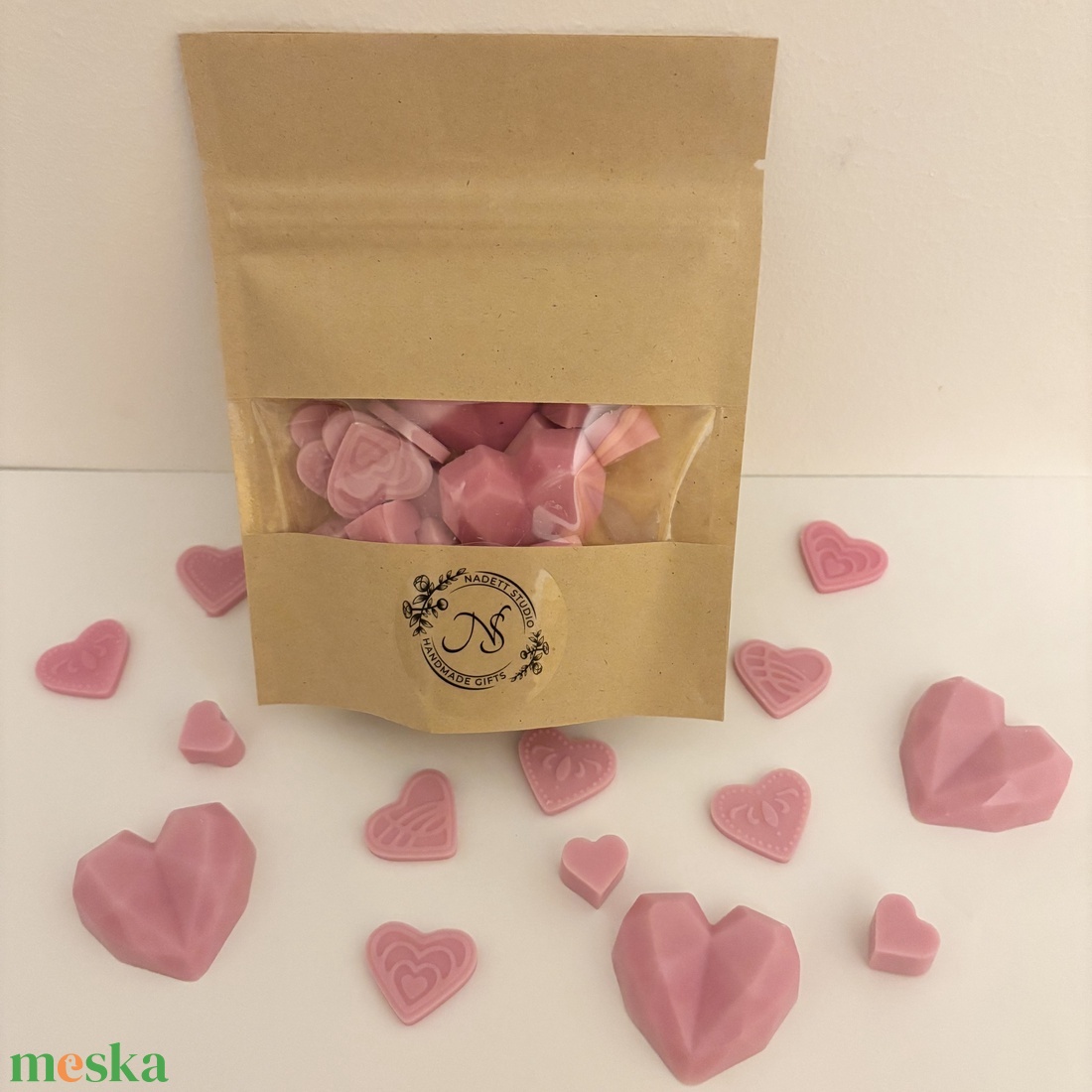 Szív alakú illatviasz � kézzel készült, romantikus illatosító (50 g) - otthon & életmód - gyertya, illat, aroma - illatviasz - Meska.hu