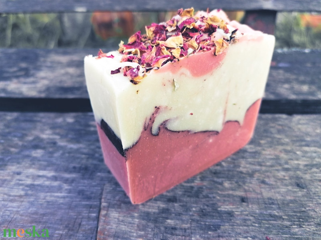 ROSA LATTE 150 gr - szépségápolás - szappan & fürdés - kézműves szappan - Meska.hu ROSA LATTE 150 gr - szépségápolás - szappan & fürdés - kézműves szappan - Meska.hu