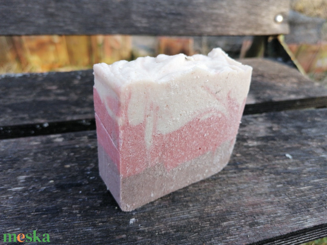 Levendulás zsályás kókusztejszappan shea-,kakaó- és bio kókuszvajjal 150 gr - szépségápolás - szappan & fürdés - kézműves szappan - Meska.hu Levendulás zsályás kókusztejszappan shea-,kakaó- és bio kókuszvajjal 150 gr - szépségápolás - szappan & fürdés - kézműves szappan - Meska.hu