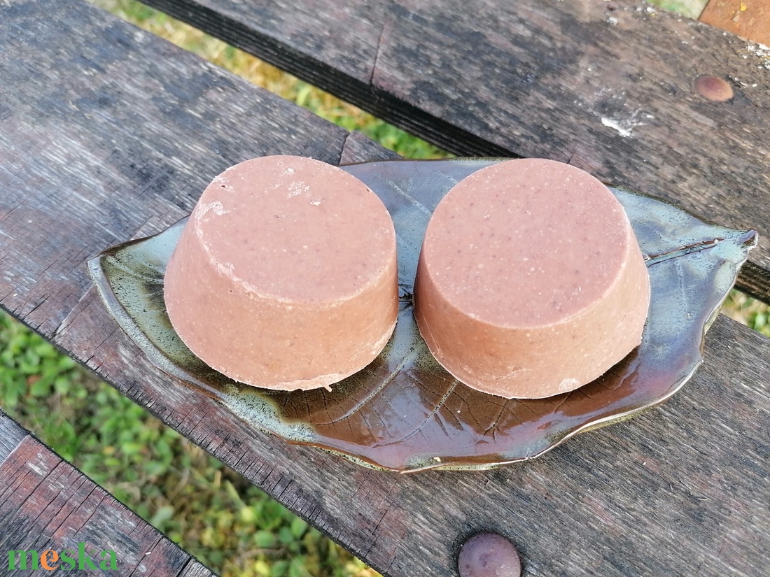 Teafaolajos kecsketejszappan vörösagyaggal 95 gr - szépségápolás - szappan & fürdés - kézműves szappan - Meska.hu