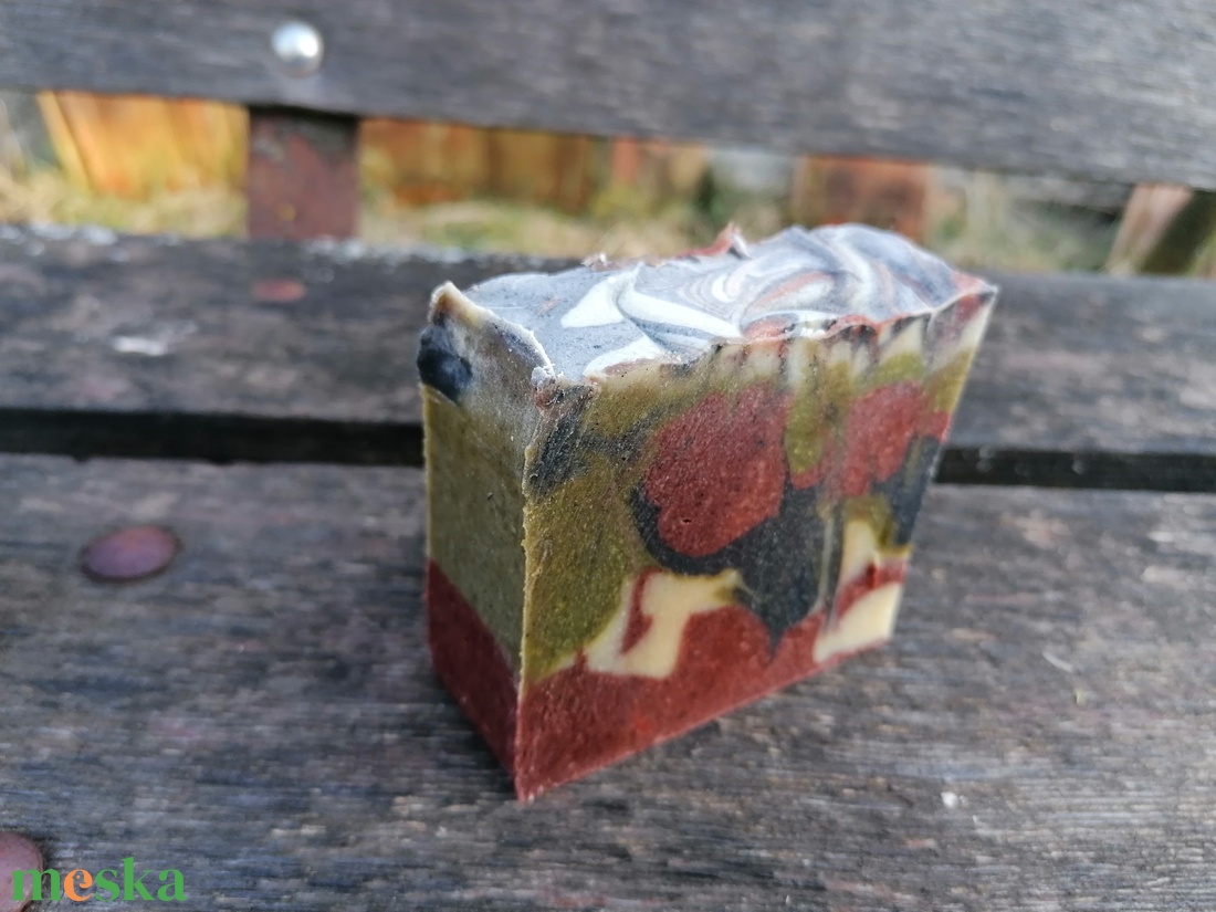 Szőlőmagos-algás-szenes kecsketejszappan shea és avokádóvajjal 150 gr - szépségápolás - szappan & fürdés - kézműves szappan - Meska.hu Szőlőmagos-algás-szenes kecsketejszappan shea és avokádóvajjal 150 gr - szépségápolás - szappan & fürdés - kézműves szappan - Meska.hu