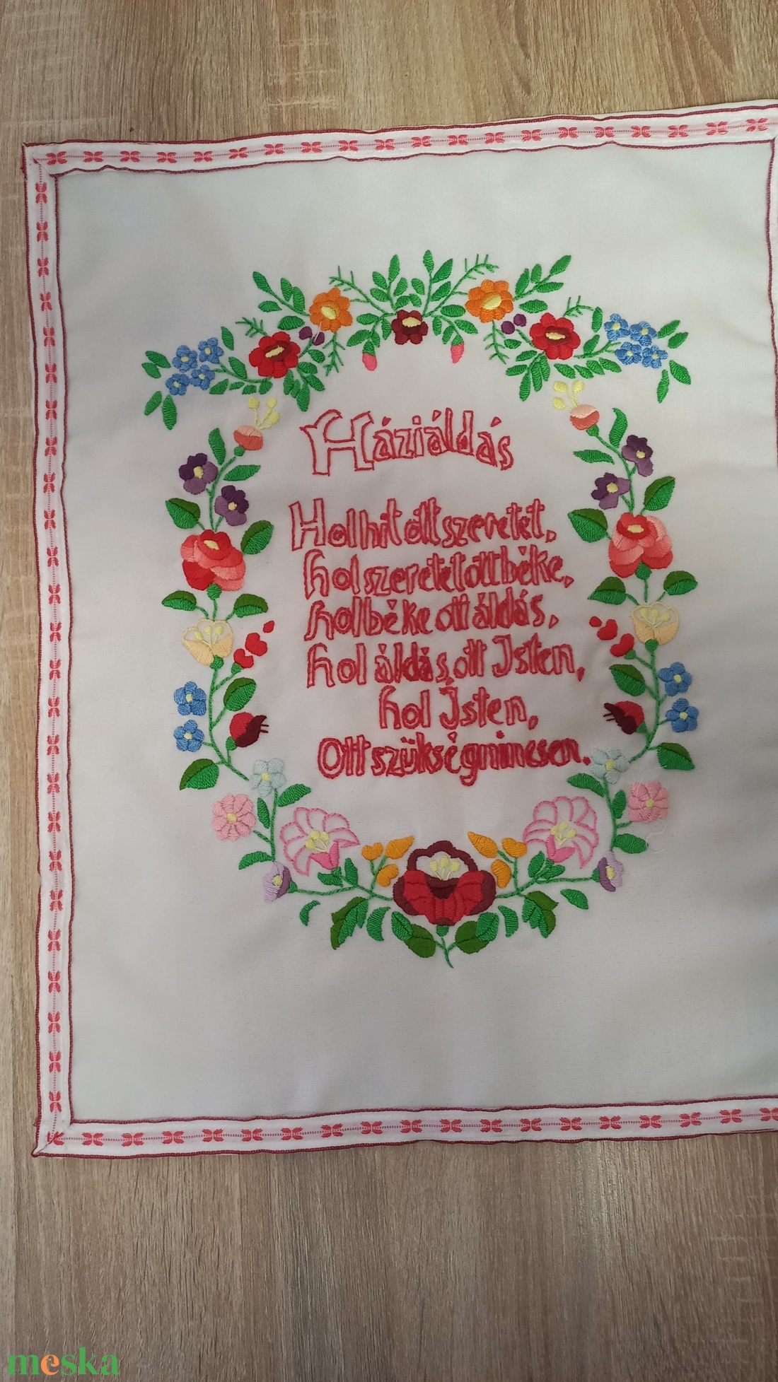 Házi áldás - otthon & életmód - dekoráció - asztal és polc dekoráció - horgolt & csipketerítő - Meska.hu