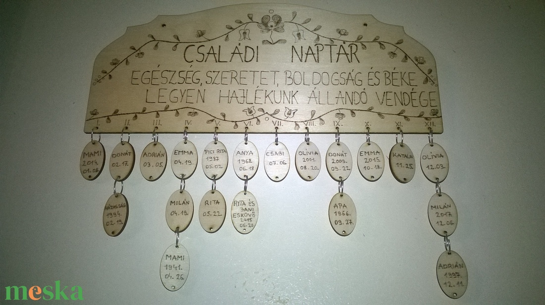 Motívumos családi naptár - otthon & életmód - dekoráció - fali és függő dekoráció - falinaptár & öröknaptár - Meska.hu Motívumos családi naptár - otthon & életmód - dekoráció - fali és függő dekoráció - falinaptár & öröknaptár - Meska.hu