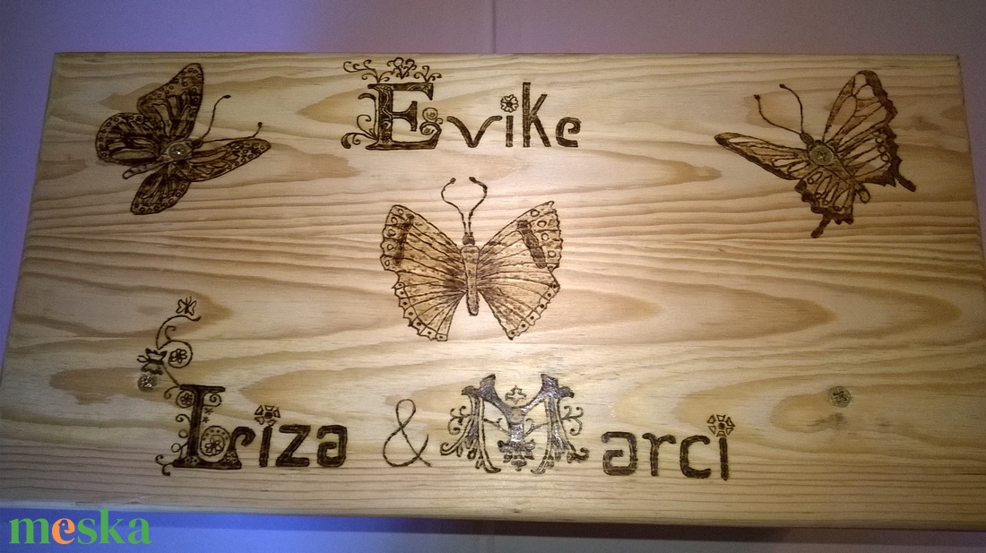 Lepkés sámli Évikének - otthon & életmód - babaszoba, gyerekszoba - gyerek szék, sámli - Meska.hu Lepkés sámli Évikének - otthon & életmód - babaszoba, gyerekszoba - gyerek szék, sámli - Meska.hu