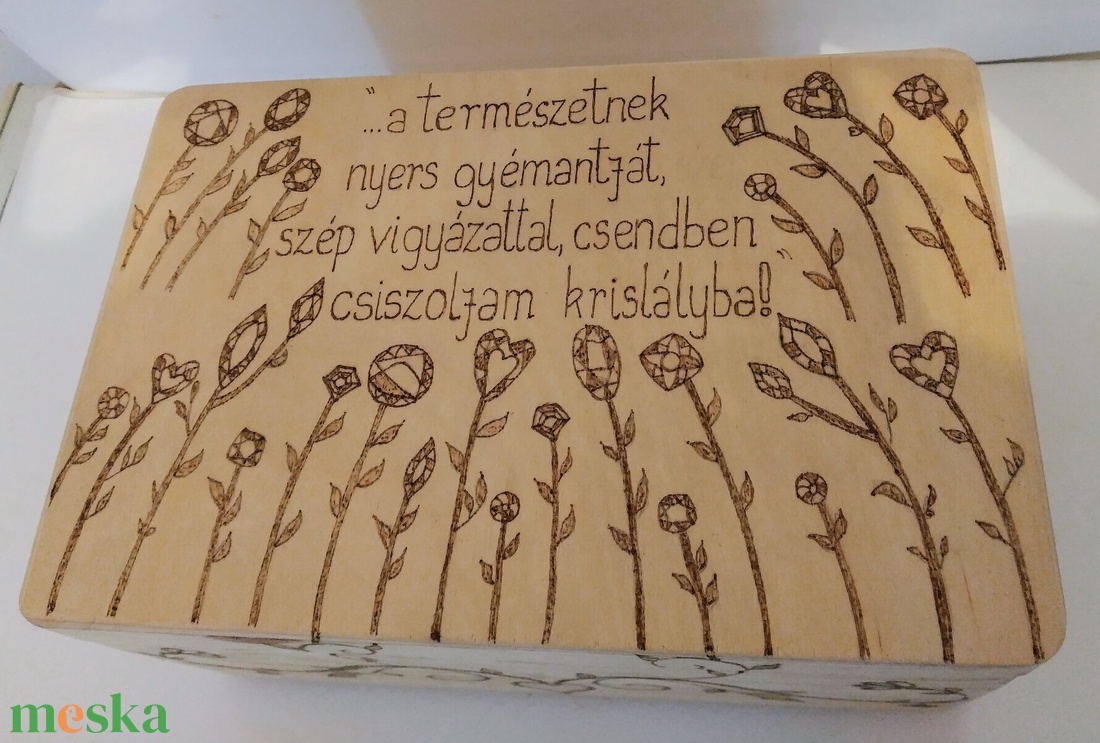 Gyémánt virágos doboz - otthon & életmód - tárolás & rendszerezés - doboz - Meska.hu