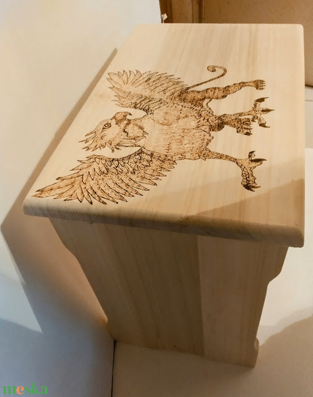 Griff madaras giga sámli - otthon & életmód - babaszoba, gyerekszoba - gyerek szék, sámli - Meska.hu Griff madaras giga sámli - otthon & életmód - babaszoba, gyerekszoba - gyerek szék, sámli - Meska.hu