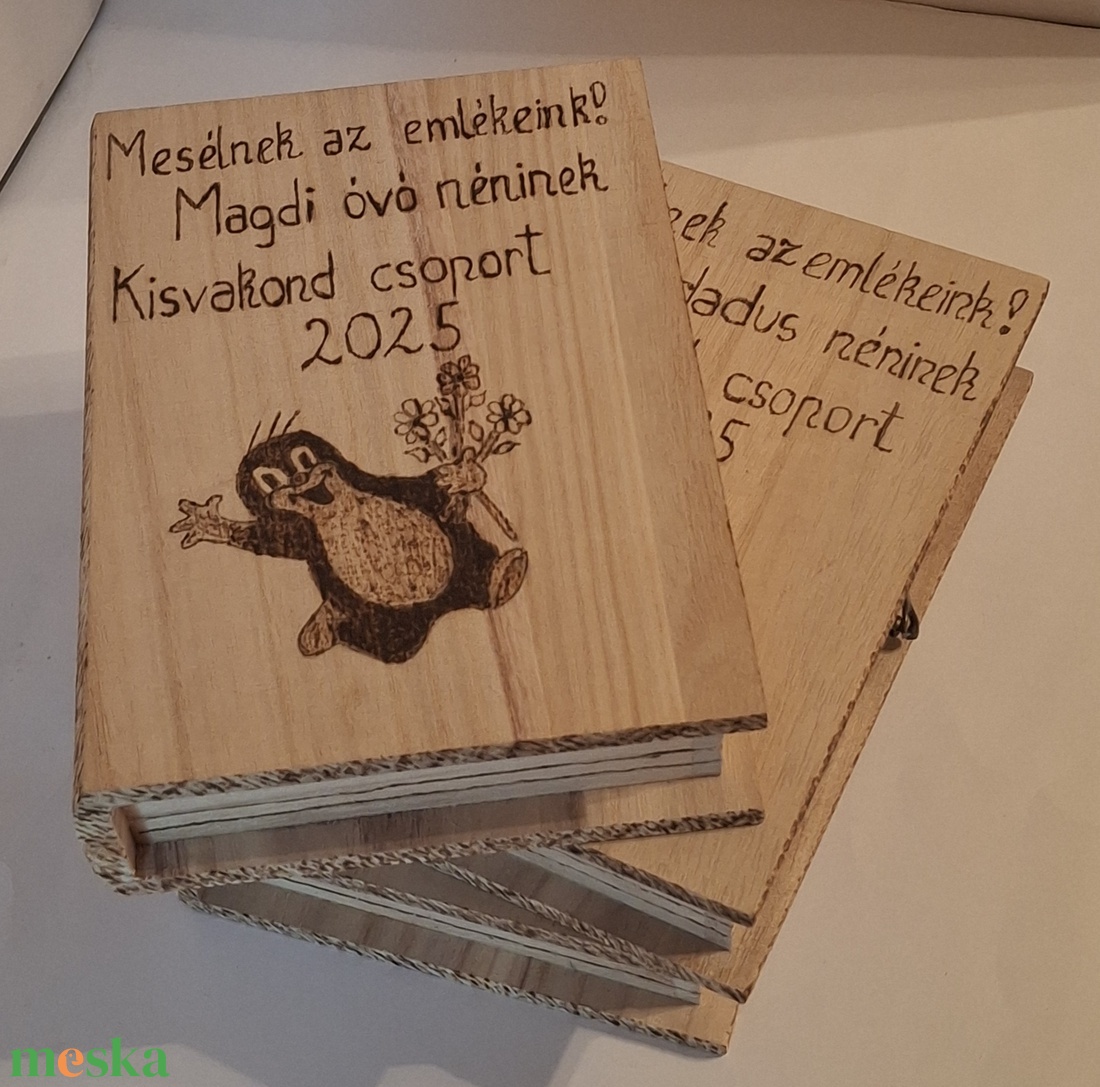 Kis vakondos emlékkönyv - otthon & életmód - dekoráció - asztal és polc dekoráció - díszdoboz - Meska.hu