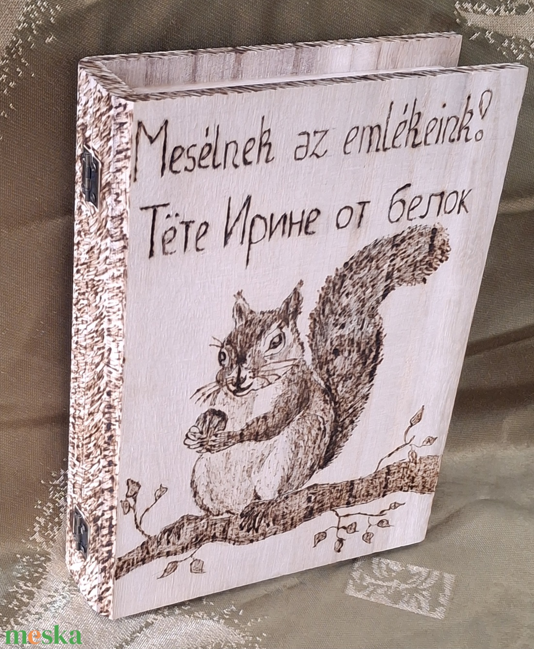 Mókusos emlékkönyv - otthon & életmód - dekoráció - asztal és polc dekoráció - díszdoboz - Meska.hu Mókusos emlékkönyv - otthon & életmód - dekoráció - asztal és polc dekoráció - díszdoboz - Meska.hu