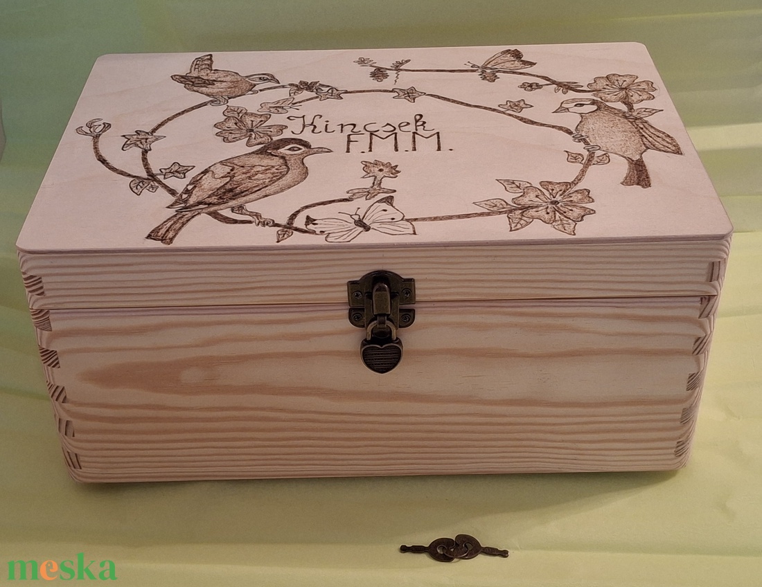 Lakatos kincses doboz - otthon & életmód - dekoráció - asztal és polc dekoráció - díszdoboz - Meska.hu