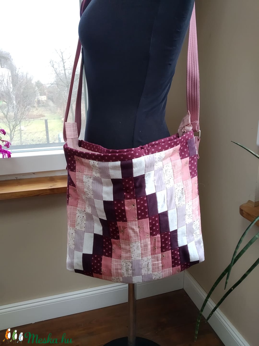 Izgalmas patchwork válltáska állítható füllel - táska & tok - kézitáska & válltáska - nagy pakolós táska - Meska.hu Izgalmas patchwork válltáska állítható füllel - táska & tok - kézitáska & válltáska - nagy pakolós táska - Meska.hu