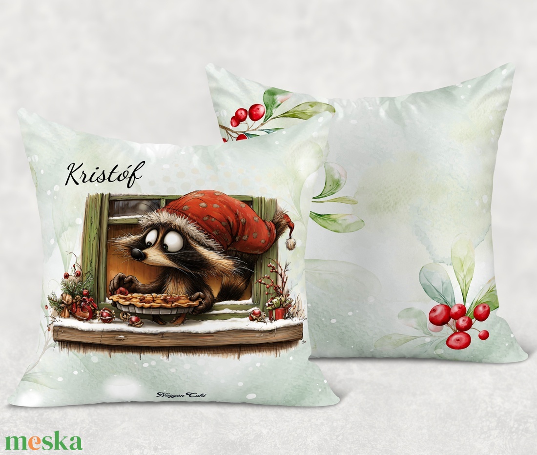 Névre szóló karácsonyi mosómedve sütivel mintás 40x40-es díszpárna - egyedi feliratos karácsonyi ajándék (POLI40-0527) - otthon & életmód - lakástextil - párna & párnahuzat - díszpárna (belsővel együtt) - Meska.hu