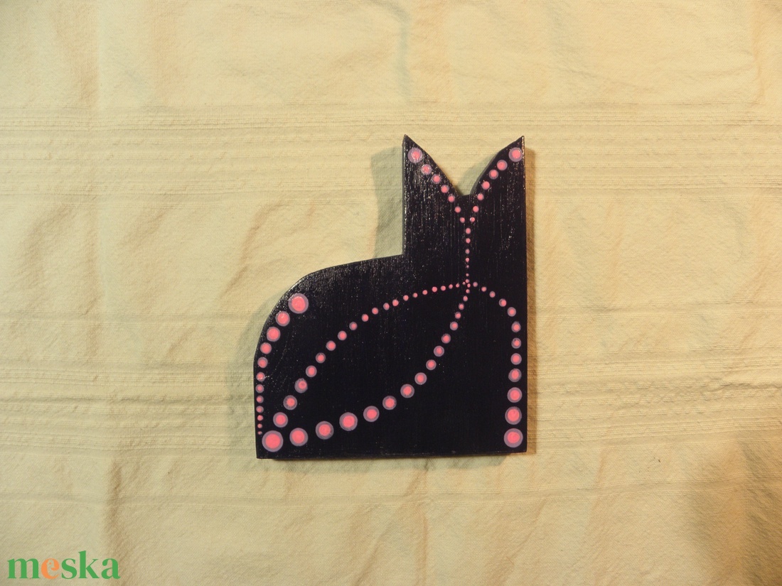 Kék, lila cica figura - Egyedi, naiv stílusú festett fa  - művészet - más művészeti ág - Meska.hu